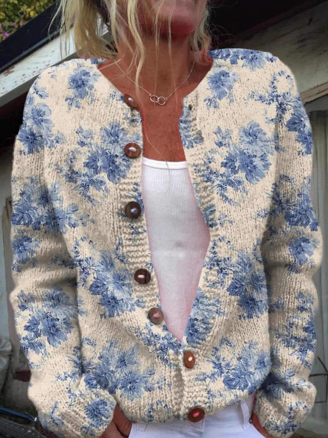 Daysie™ | Vintage Knit Cardigan Sweater Hero