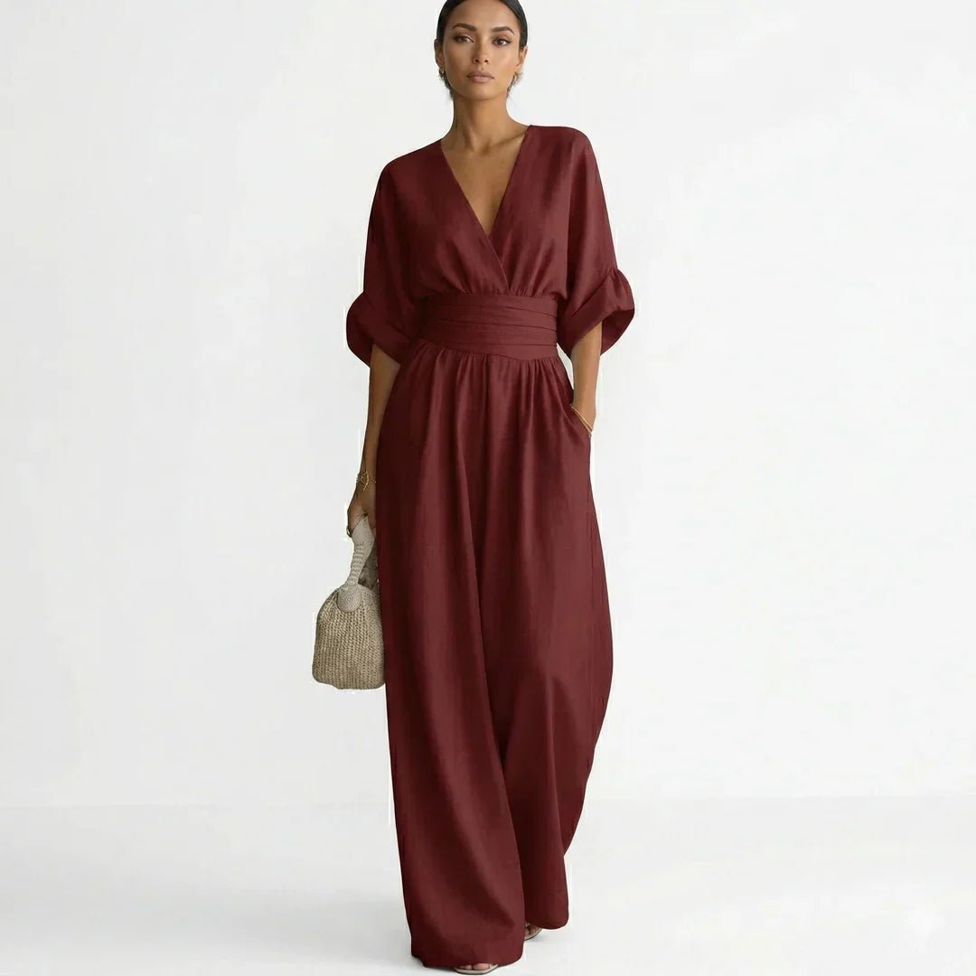 Elegant and Sophisticated Jumpsuit Detail