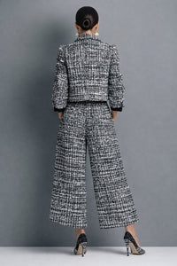 Lucía | Sophisticated and Versatile Set Back