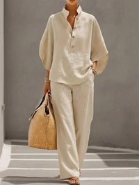 Maribel | Set with Batwing Sleeves and Wide Pants Front