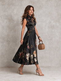 Mia | Keyhole Pleated Front