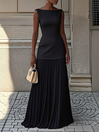 Shania™ Pleated Maxi Dress Detail