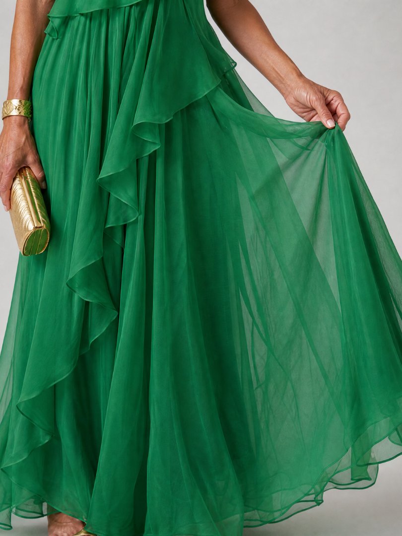 Tracey | Elegant Flowy Maxi Dress for Women Side