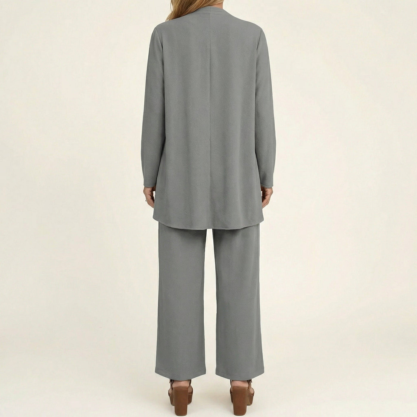 Vivienne | Minimalist 3-Piece Set Angle
