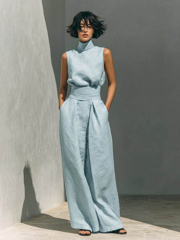 Women's minimalist set with sleeveless blouse and wide-leg pants Hero